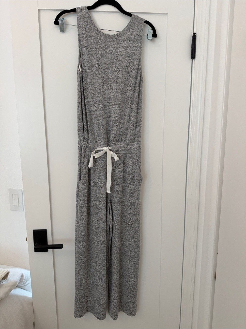 Aritzia Wilfred Gray Sleeveless Knit Jumpsuit with Drawstring